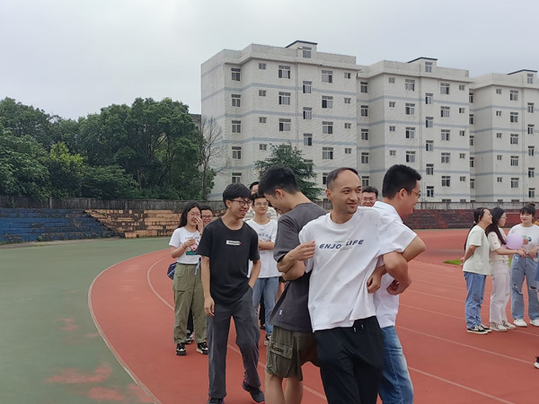 476ea894ec904511ad614b2267a34c6c.jpg 3044am永利集团官网