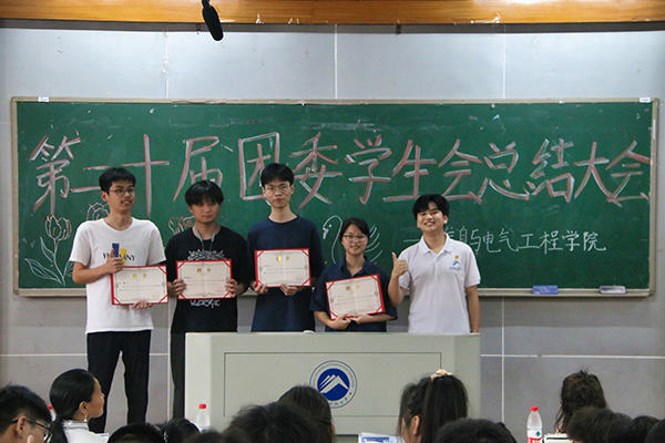 9ae7580d9ab34ad7a3e8bc9dc67a54d6.jpg 3044am永利集团官网