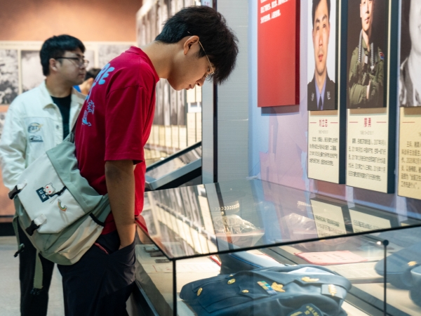 b86aebab048e4cd2b81f6e953a7a11f7.jpg 3044am永利集团官网